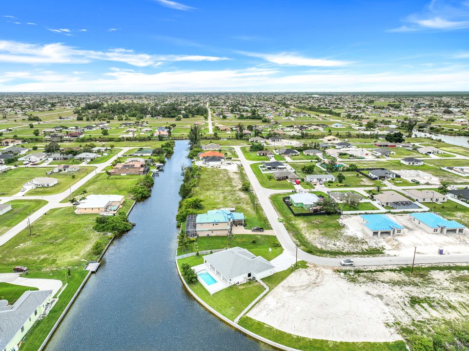 230 NE 18th St, Cape Coral, FL 33909