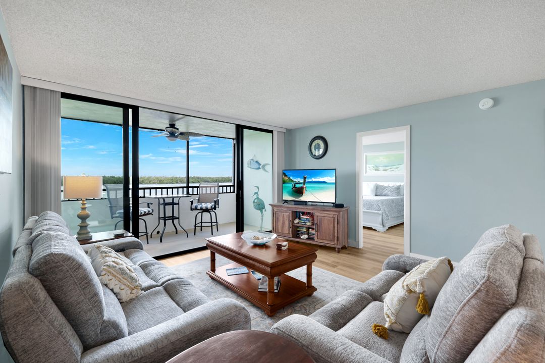 4223 Bay Beach Ln  #2D, Fort Myers Beach, FL 33931