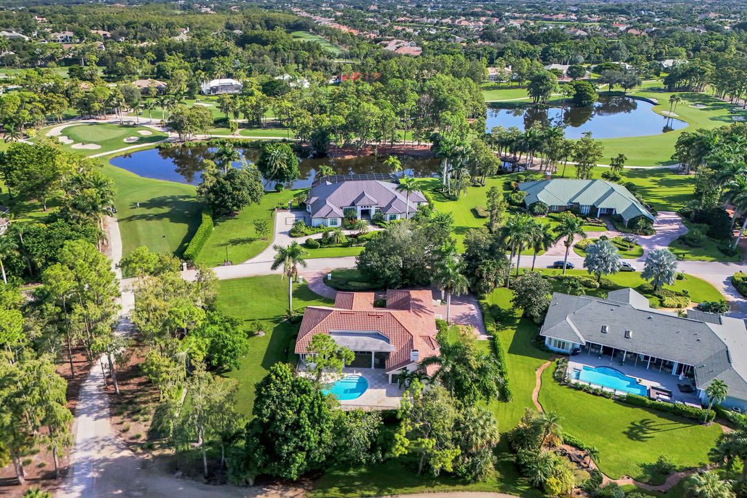 4502 Silver Fox Dr, Naples, FL 34119