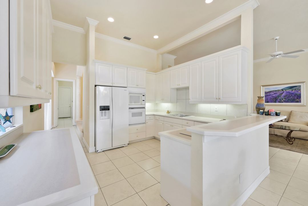 3625 Olde Cottage Ln, Bonita Springs, FL 34134
