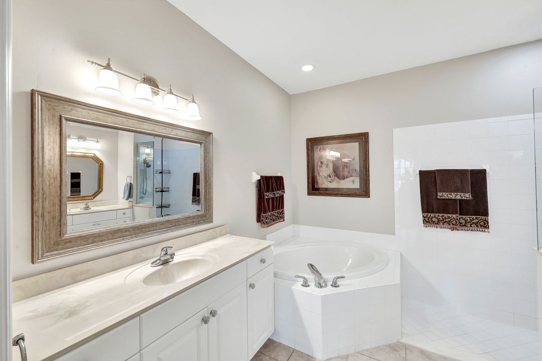 4685 Winged Foot Ct #103, Naples, FL 34112