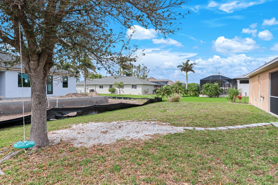 142 SW 34th Pl, Cape Coral, FL 33991