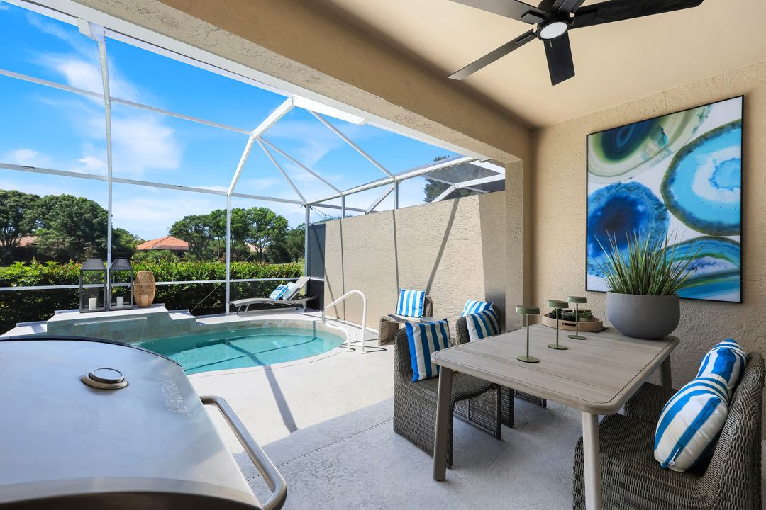 6585 Castlelawn Pl, Naples, FL 34113