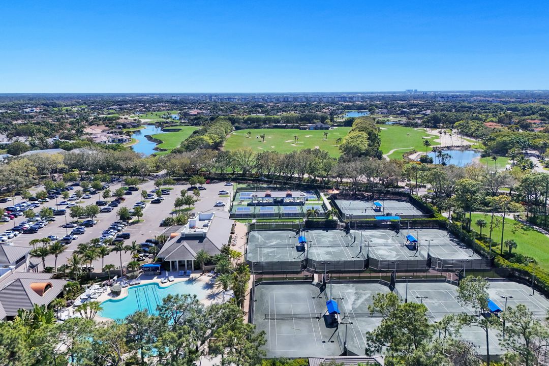 2818 Thistle Way, Naples, FL 34105