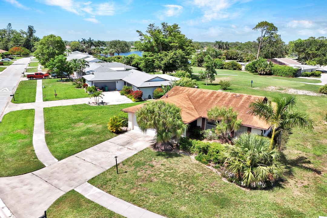 4305 Beechwood Lake Dr, Naples, FL 34112