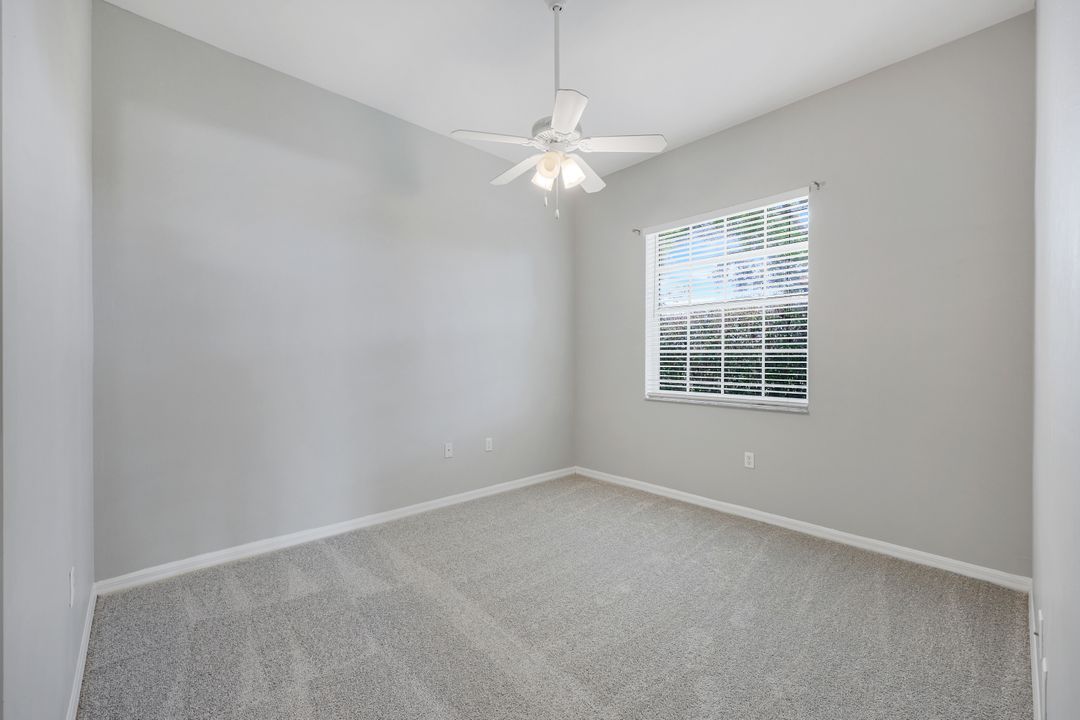 6504 Castlelawn Pl, Naples, FL 34113