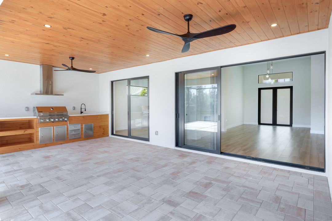 10522 Riverside Rd, Port Charlotte, FL 33981