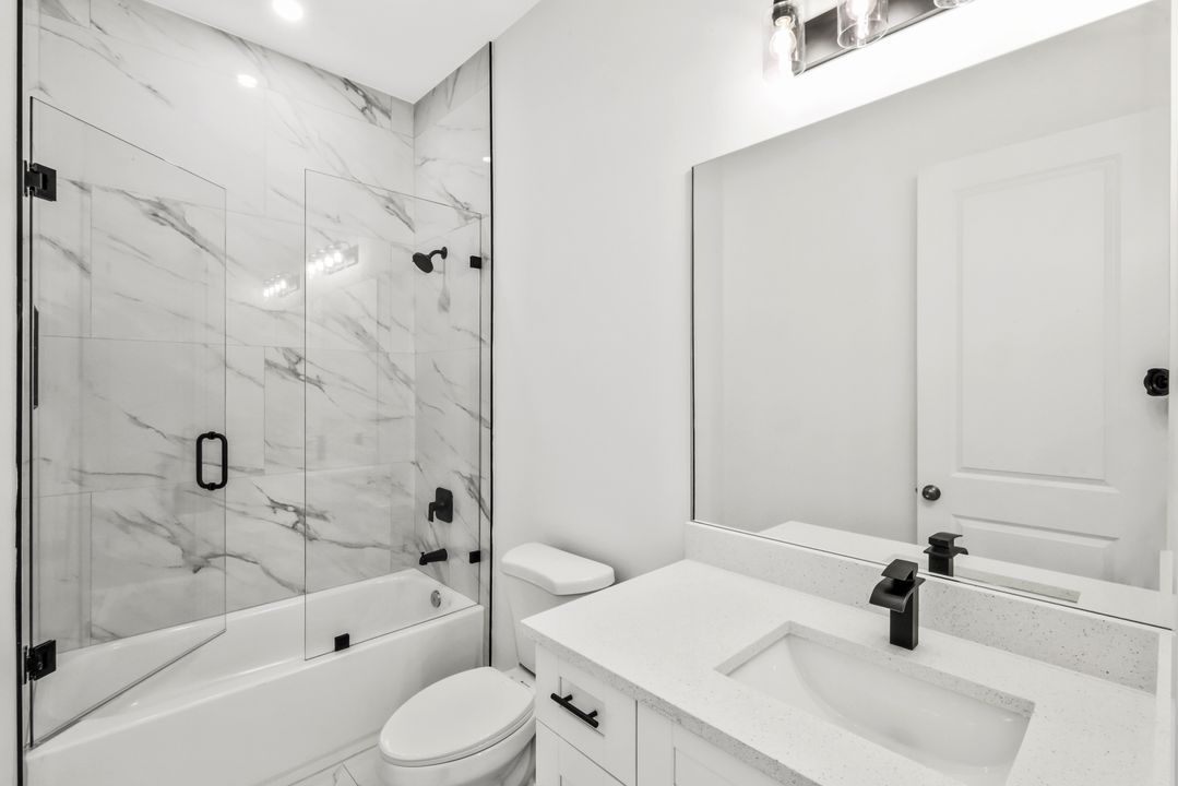 521 Lillon Ave S, Lehigh Acres, FL 33974