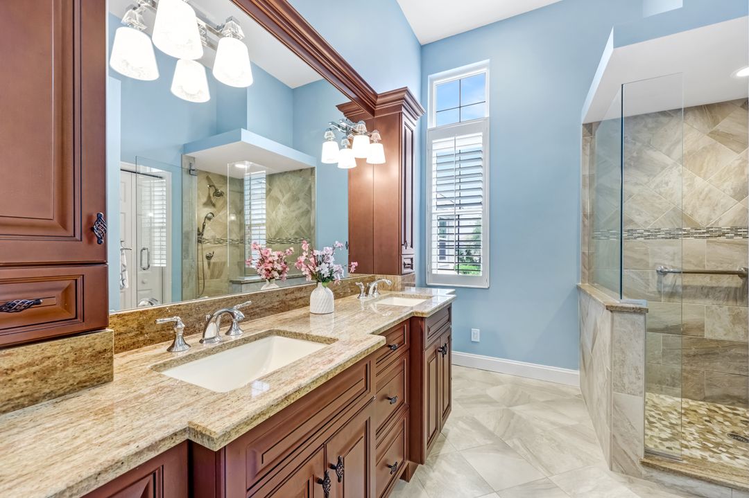 25216 Pelican Creek Cir #201, Bonita Springs, FL 34134