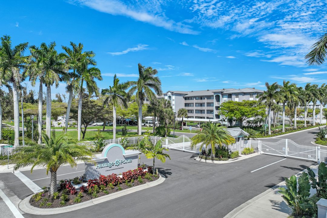 16615 Lake Cir Dr #438, Fort Myers, FL 33908