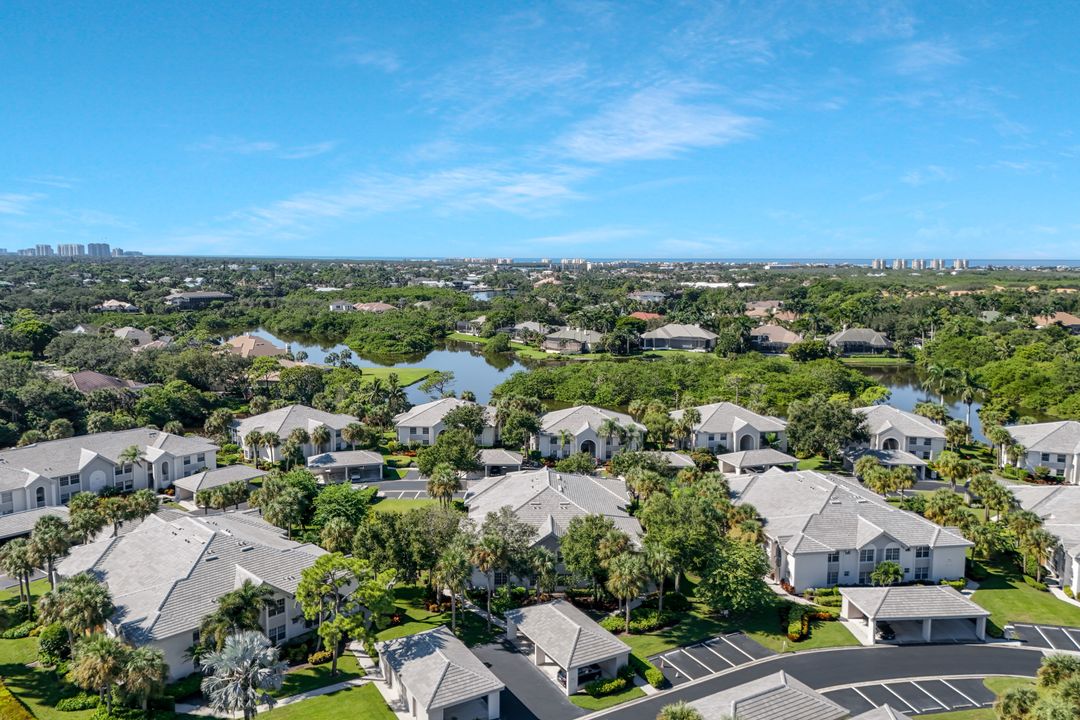 4121 Lake Forest Dr #711, Bonita Springs, FL 34134