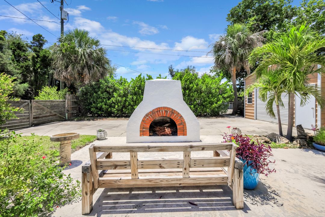 1881 N Evalena Ln, North Fort Myers, FL 33917
