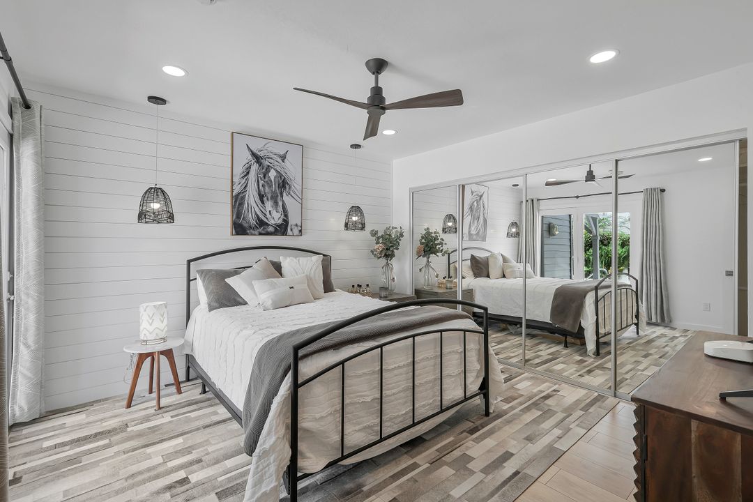 651 Bridge Way Ln #1, Naples, FL 34108