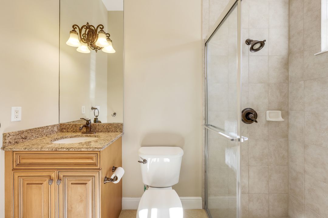 10168 Avonleigh Dr, Bonita Springs, FL 34135