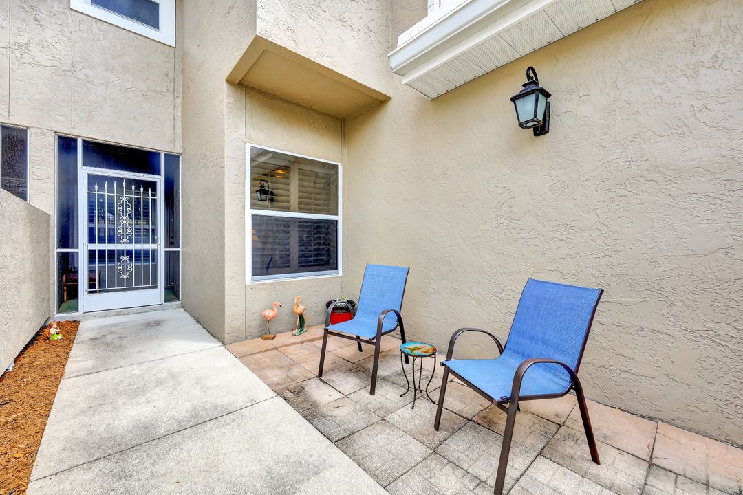 411 Emerald Bay Cir #A7, Naples, FL 34110