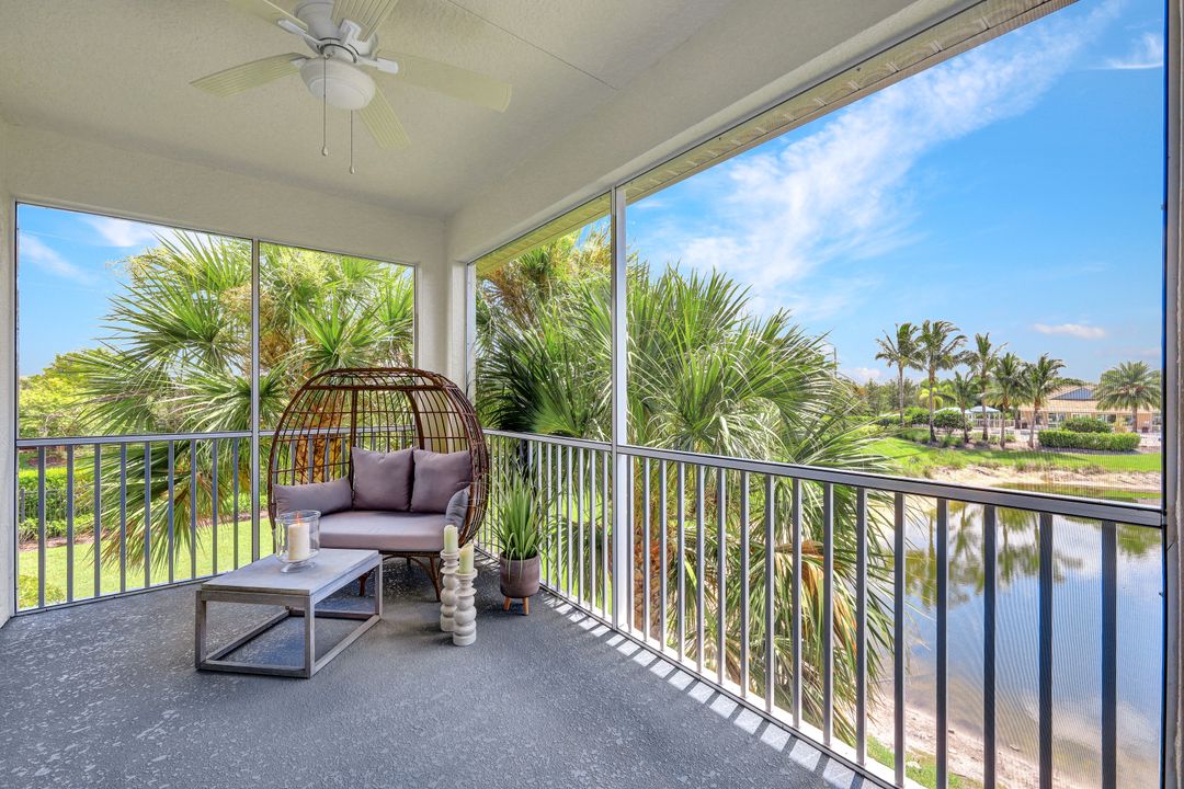 2344 Sheen Ln, Naples, FL 34120