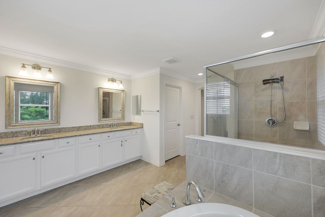 2159 Hamlin St, Naples, FL 34120