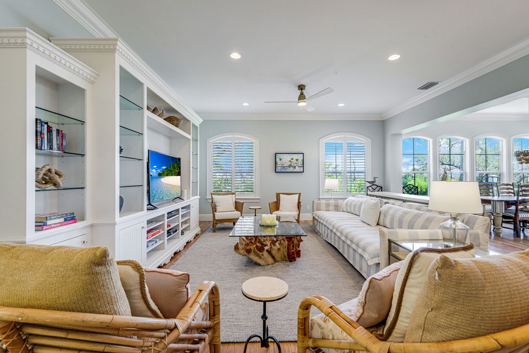 16211 Captiva Dr, Captiva, FL 33924