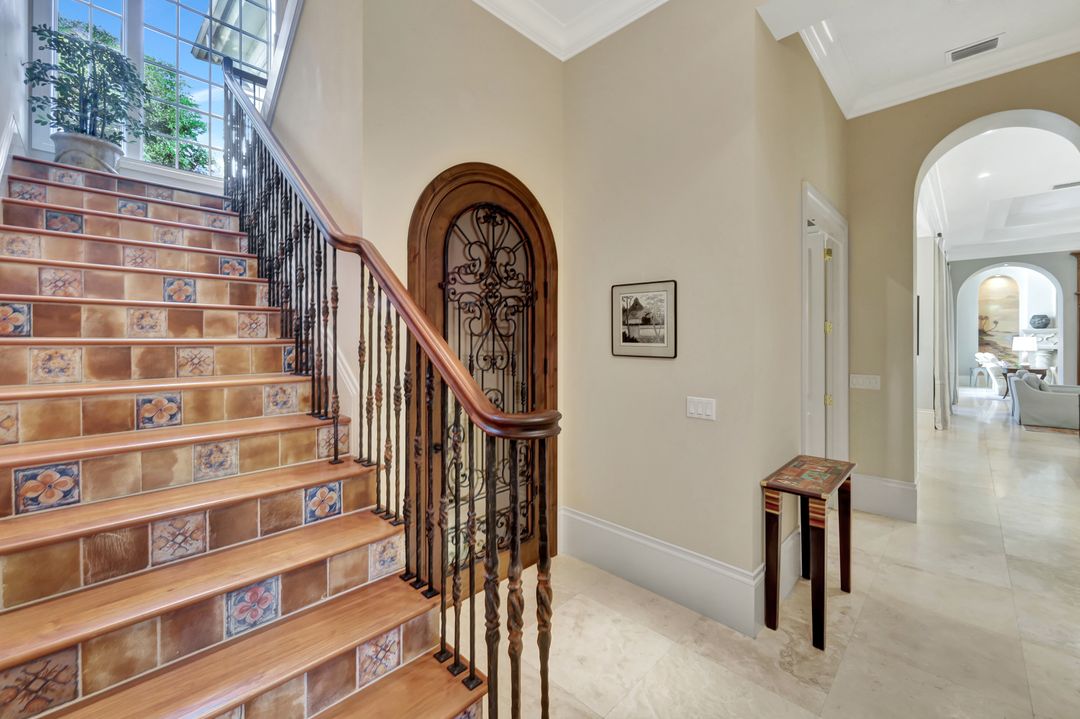 3118 Dahlia Way, Naples, FL 34105