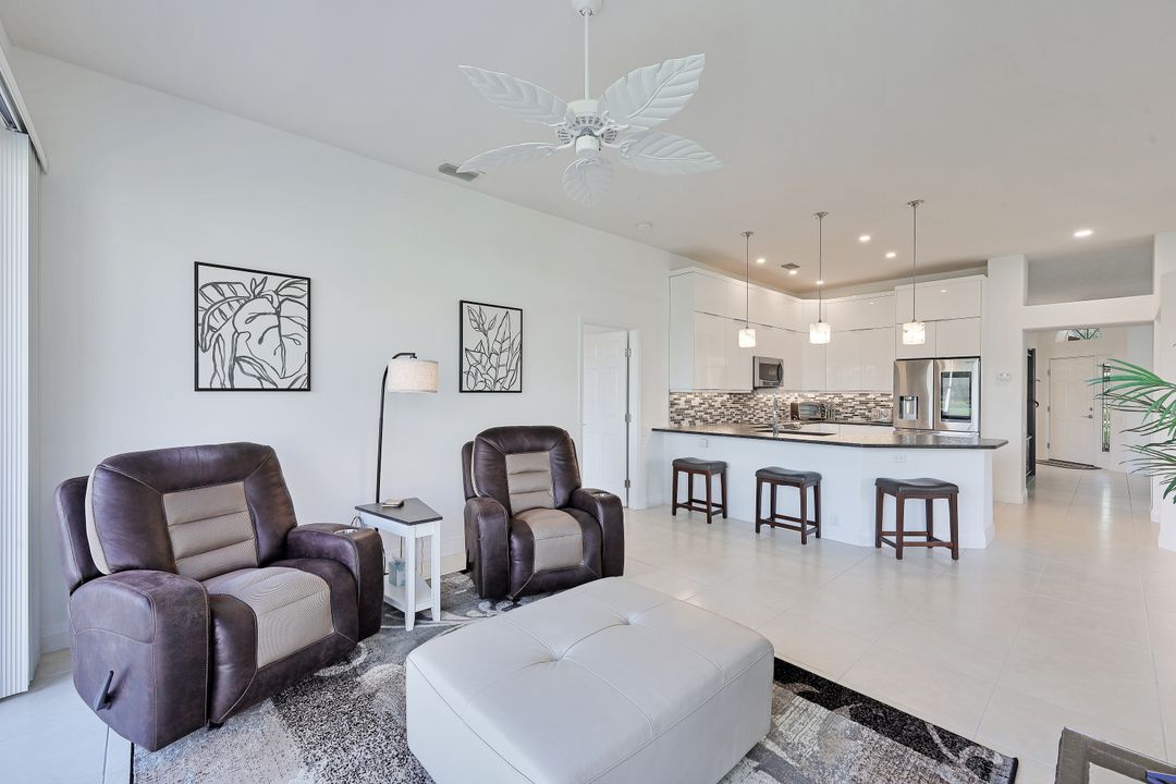 13470 Bridgeford Ave, Bonita Springs, FL 34135