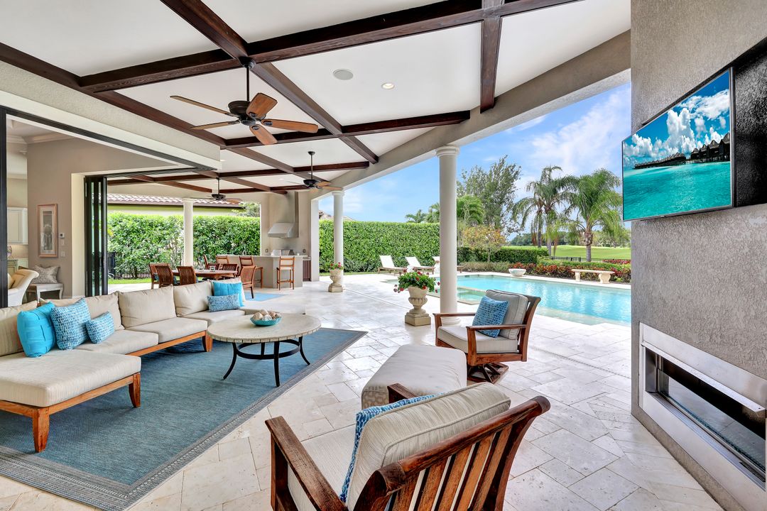 28864 Blaisdell Dr, Naples, FL 34119