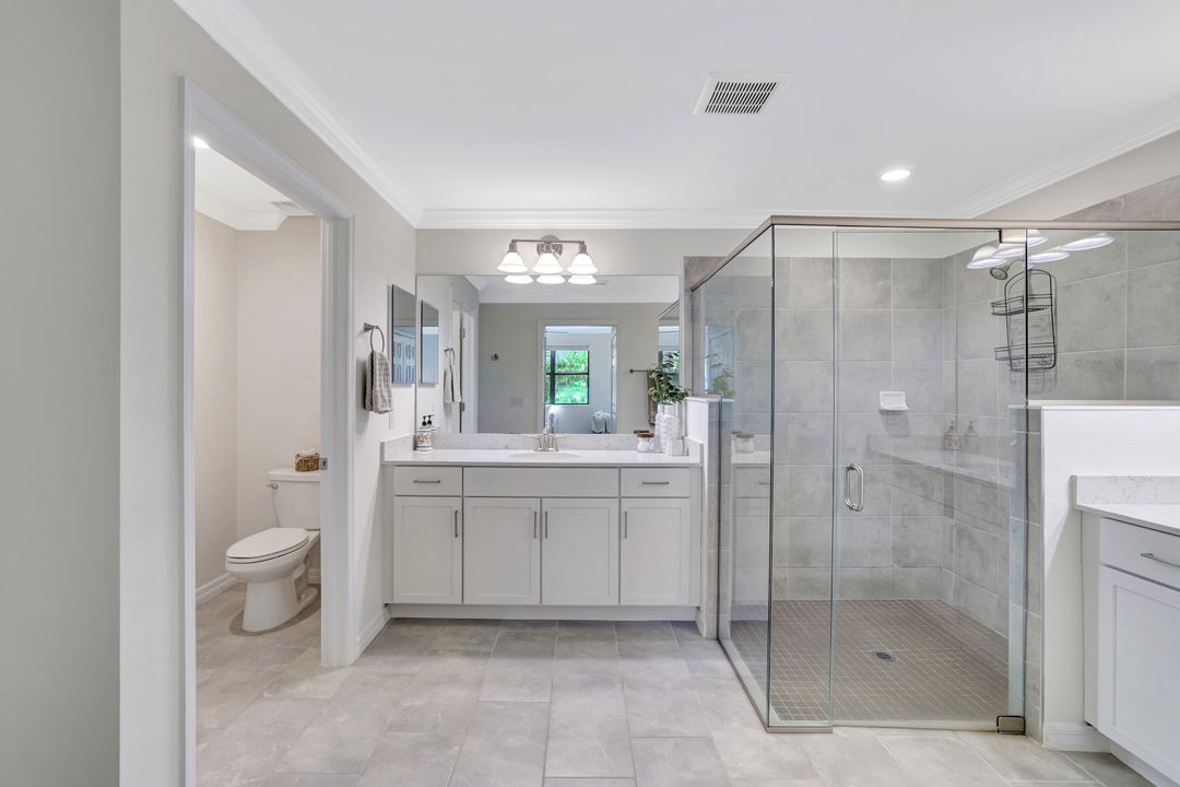 2368 Anguilla Dr #102, Naples, FL 34120