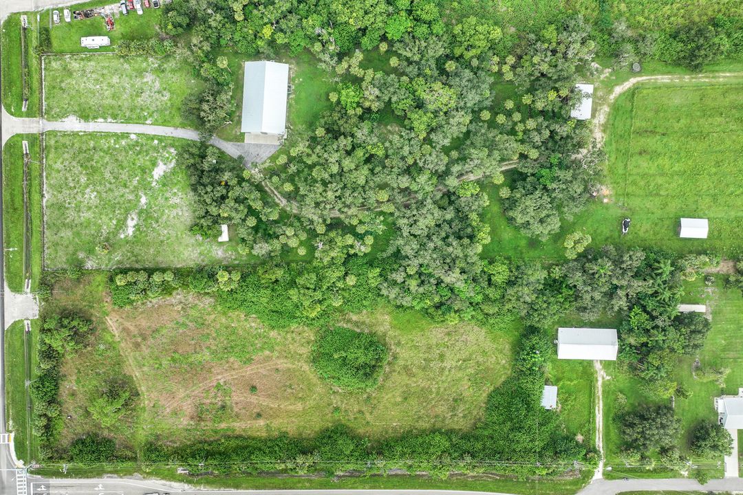 21211 Palm Beach Blvd, Alva, FL 33920