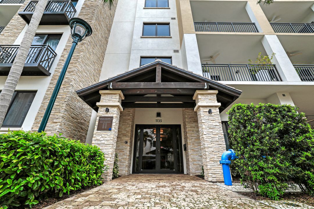 1135 3rd Ave S  #318, Naples, FL 34102