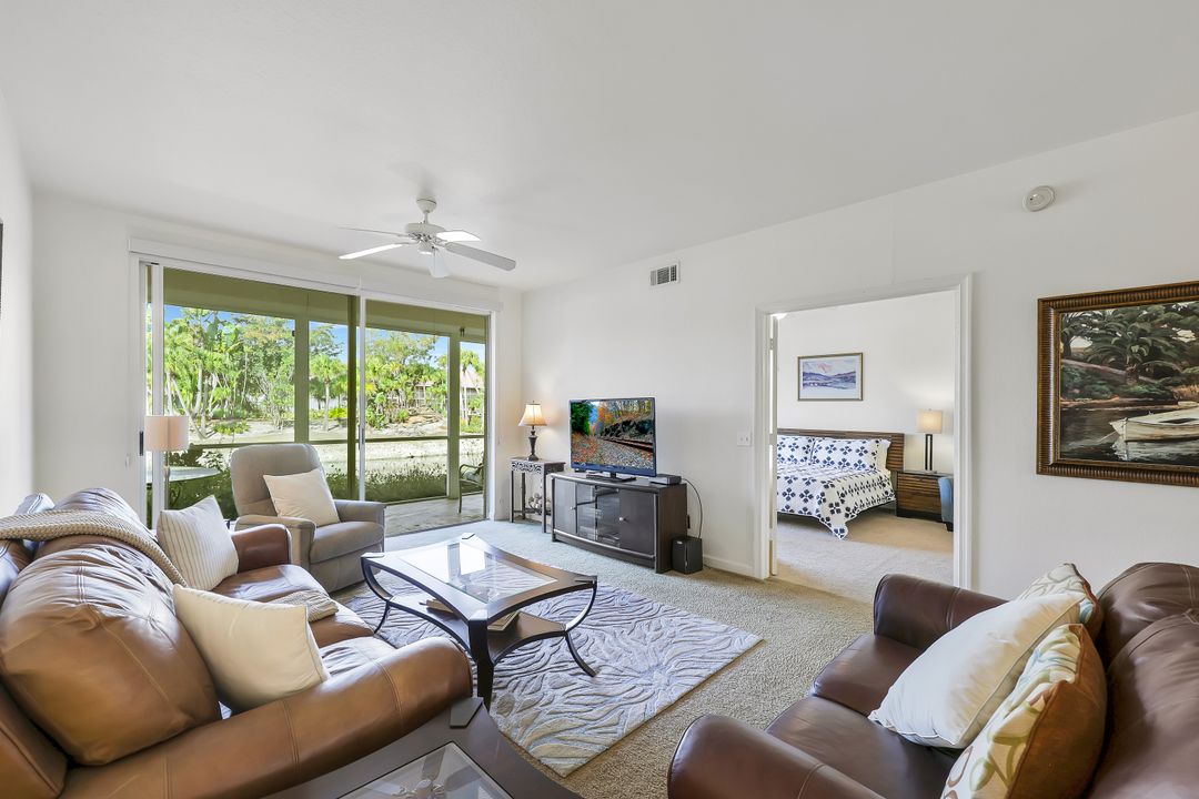 1635 Windy Pines Dr #5, Naples, FL 34112