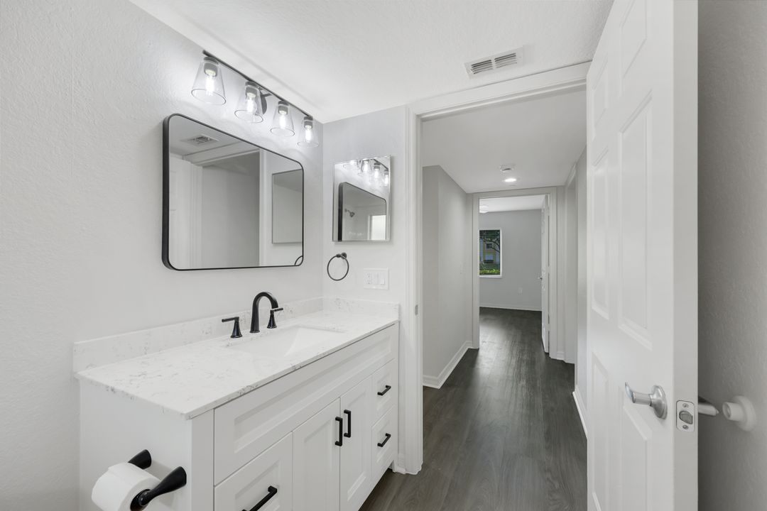 8298 Key Royal Ln #415, Naples, FL 34119