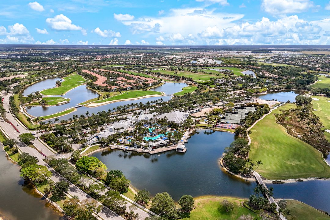3950 Deer Crossing Ct #203, Naples, FL 34114