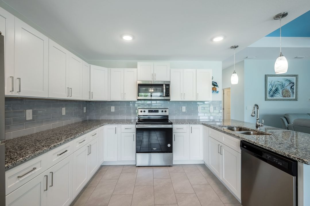 241 SW 31st St, Cape Coral, FL 33914