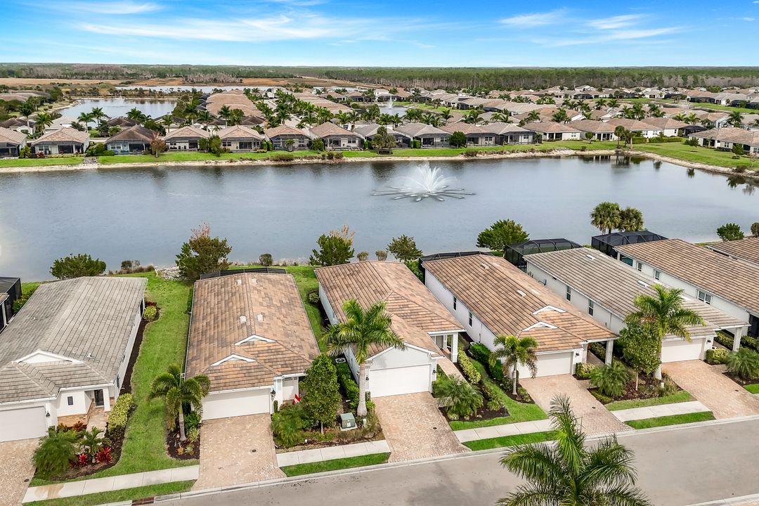 16717 Seasons Coast Dr, Bonita Springs, FL 34135