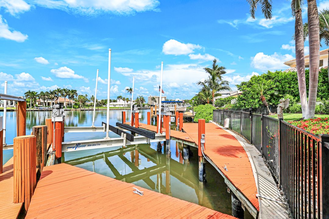 384 Mooring Line Dr, Naples, FL 34102