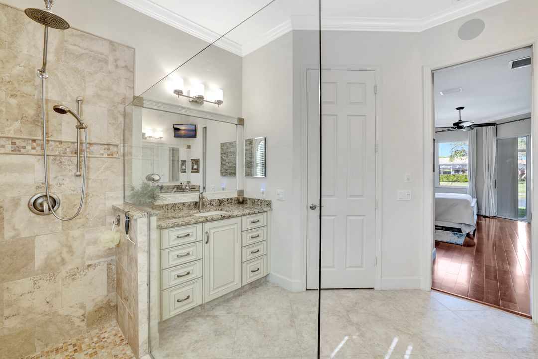 6151 Ashwood Ln, Naples, FL 34110