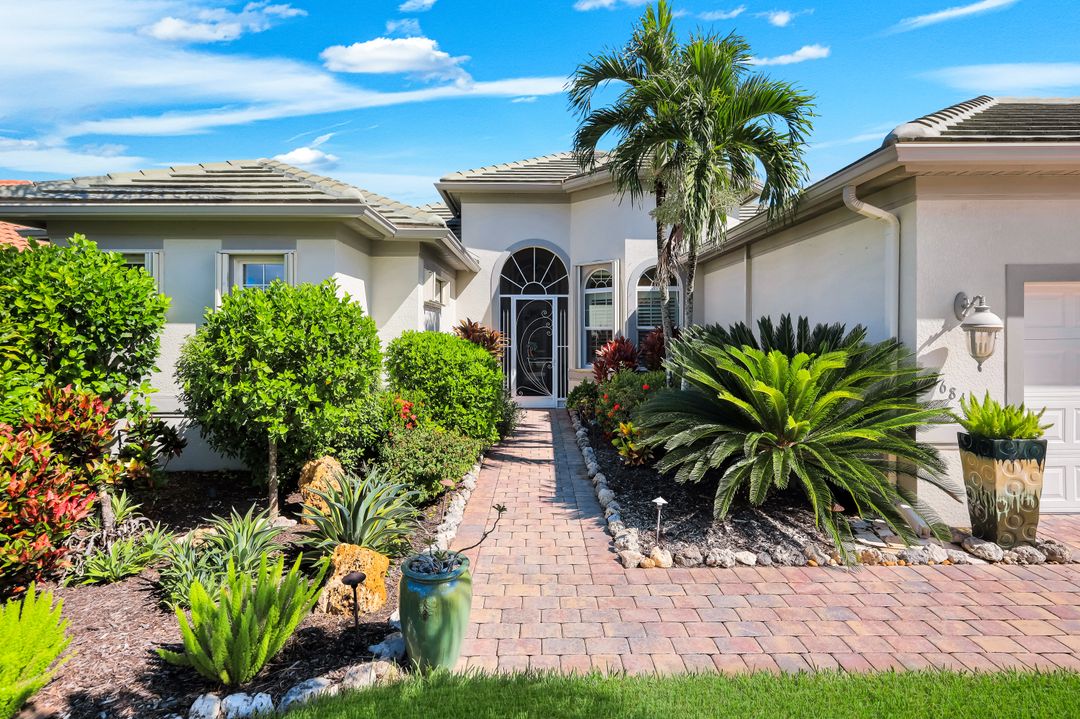 9684 Cobalt Cove Cir, Naples, FL 34120