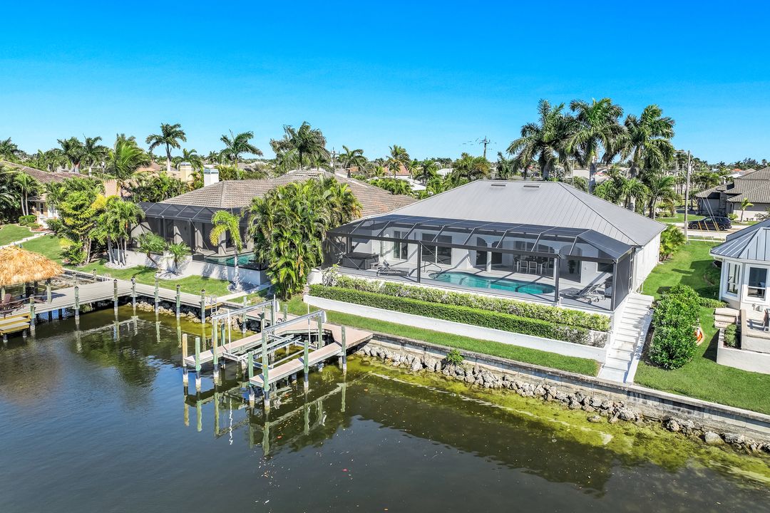 3624 Surfside Blvd, Cape Coral, FL 33914