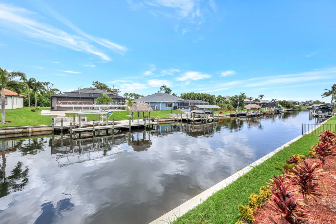2596 Surfside Blvd, Cape Coral, FL 33914