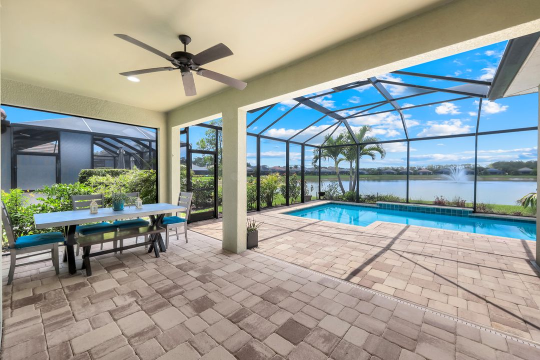 3620 Canopy Cir, Naples, FL 34120
