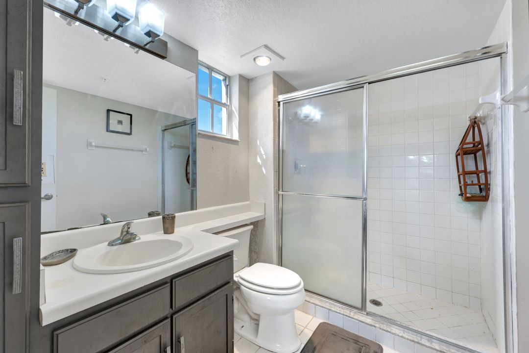 4630 St Croix Ln #831, Naples, FL 34109