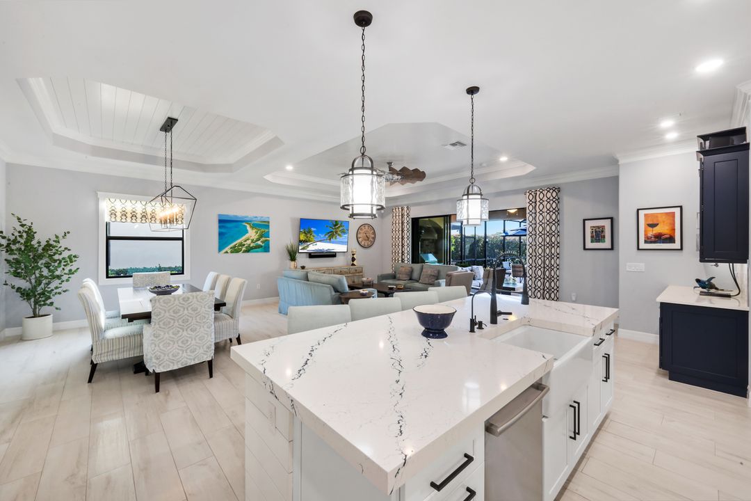 12639 Kinross Ln, Naples, FL 34120