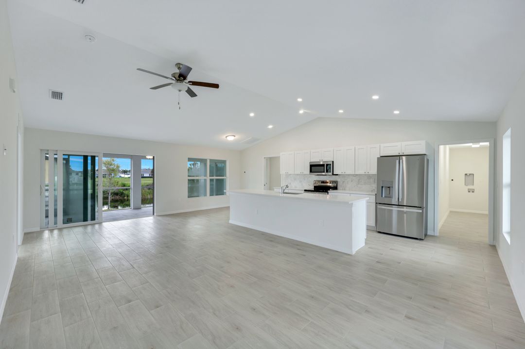 1629 NE 33rd Terrace, Cape Coral, FL 33909