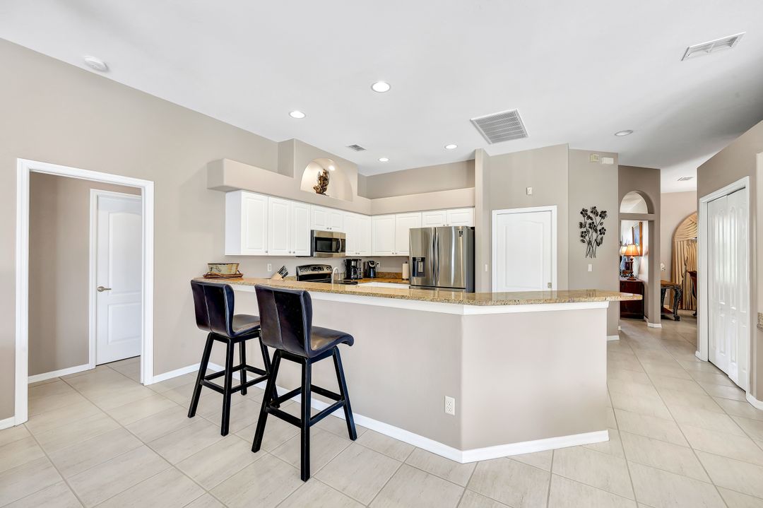 25740 Creekbend Dr, Bonita Springs, FL 34135