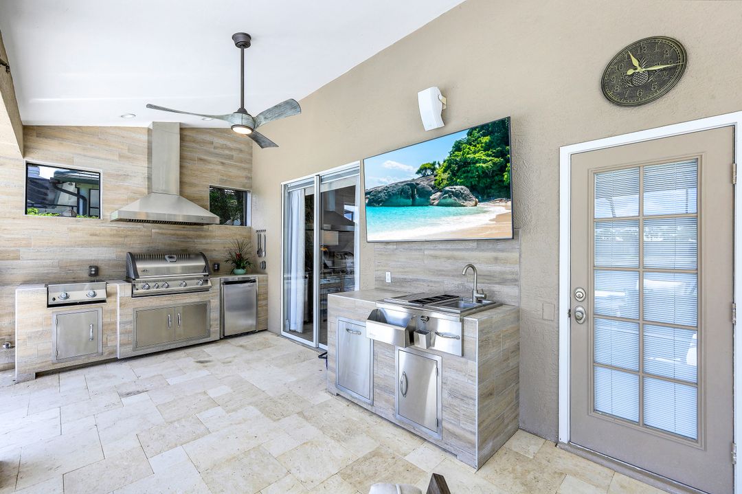 3730 Lakemont Dr, Bonita Springs, FL 34134