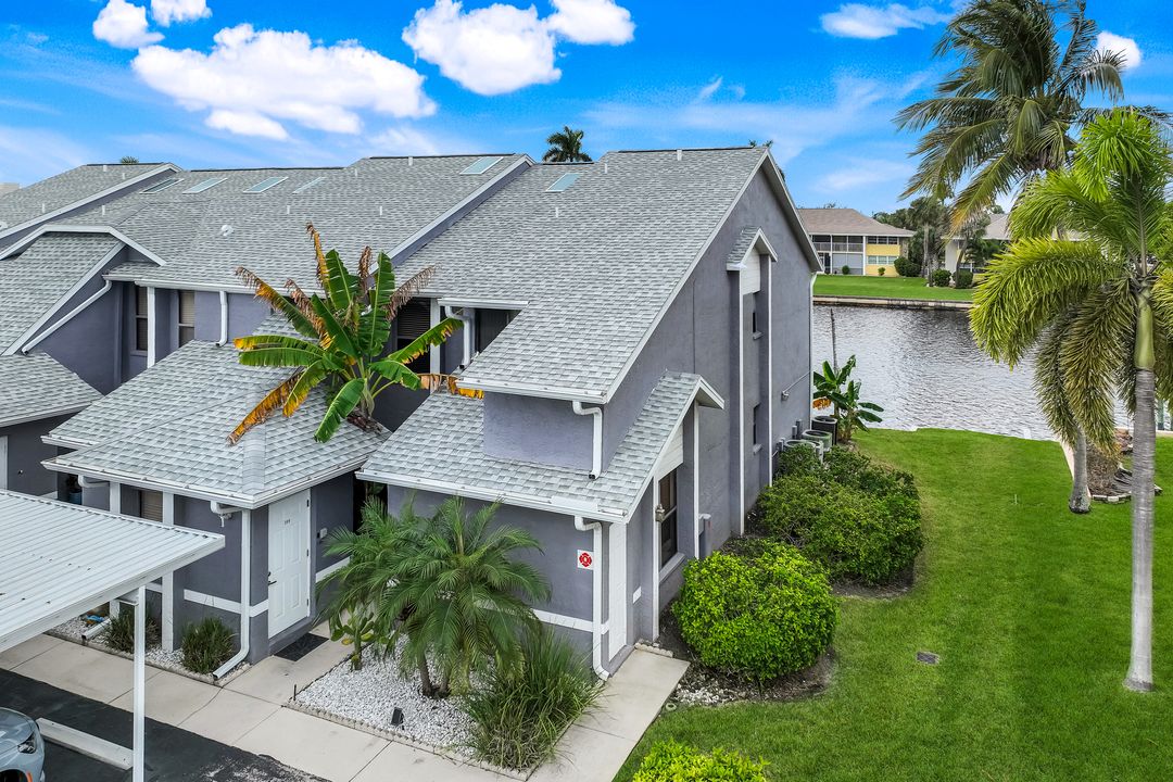 4616 SE 5th Pl #107, Cape Coral, FL 33904