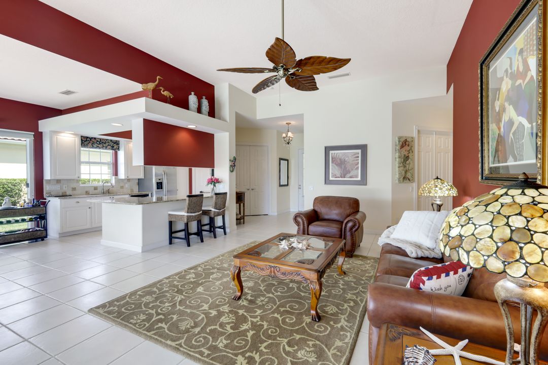 5848 Ferrara Dr, Sarasota, FL 34238