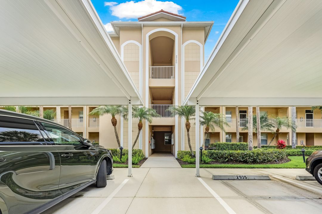 2720 Cypress Trace Cir #2935, Naples, FL 34119