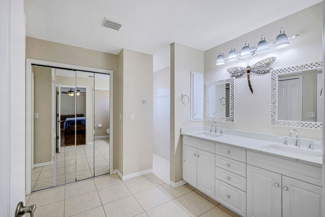 207 Plainfield St, Lehigh Acres, FL 33936