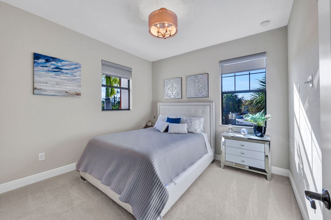 15213 Butler Lake Dr, Naples, FL 34109