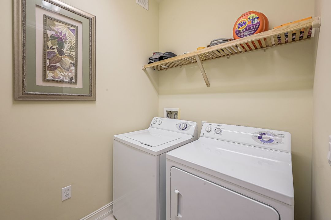 9110 Capistrano St S #8402, Naples, FL 34113